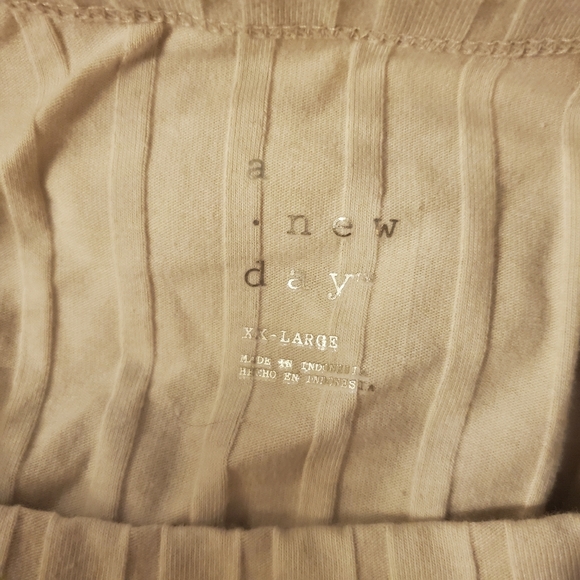 A New Day Wide Rib Crew Neck - Picture 4 of 4